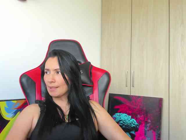 GRACEKELLY9 webcam