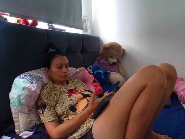 GRACEKELLY9 webcam