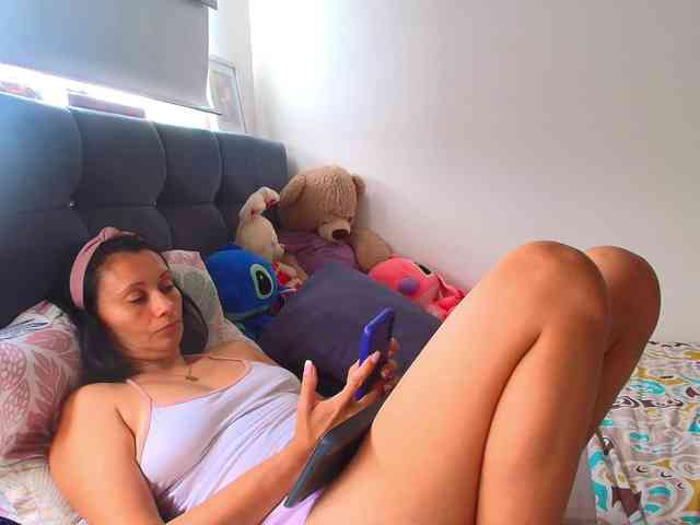 GRACEKELLY9 webcam
