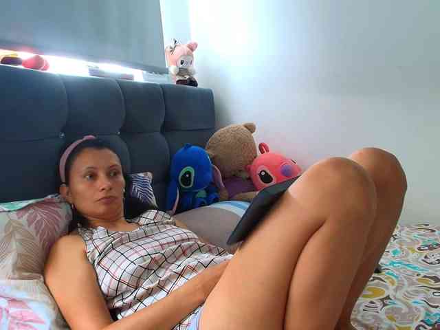 GRACEKELLY9 webcam