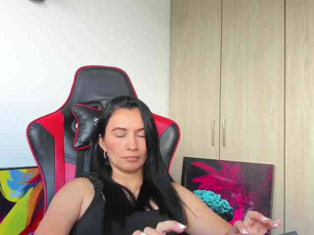 GRACEKELLY9 webcam