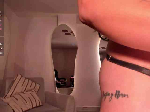IsabelBornner webcam
