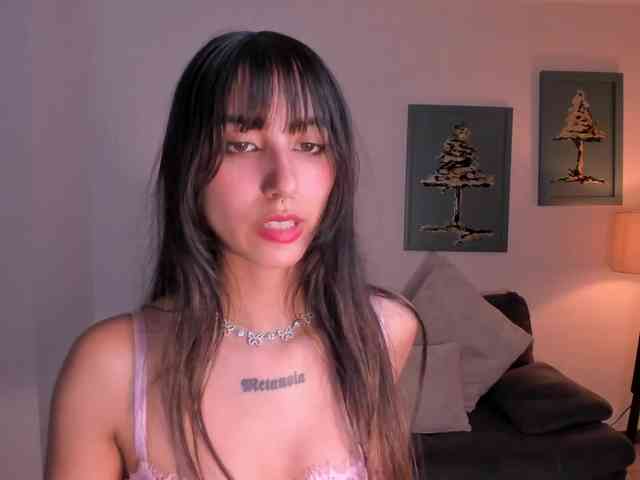 AdharaDonnet webcam