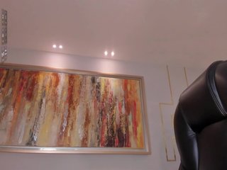 MiaFarrell Porn Show