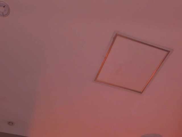 MiaFarrell's BongaCams show and profile