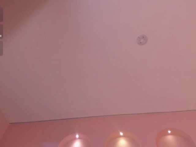 MiaFarrell's BongaCams show and profile