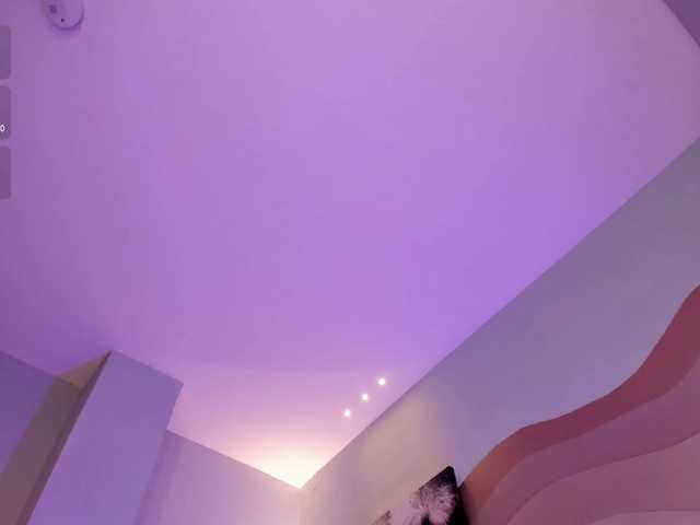 MiaFarrell Live Cam on BongaCams