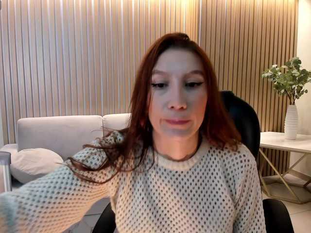 MiaFarrell's BongaCams show and profile