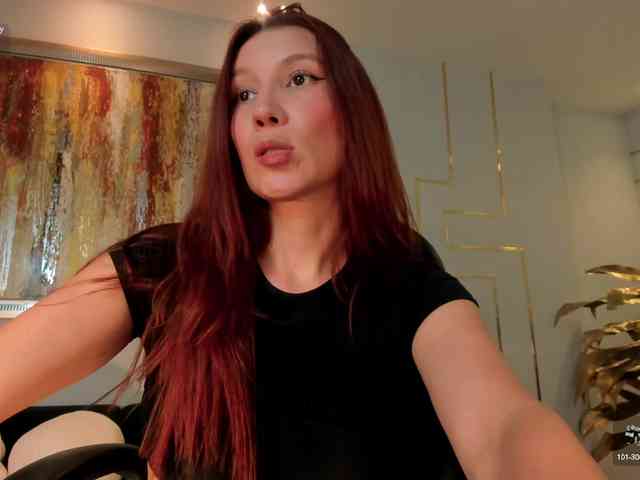 MiaFarrell webcam