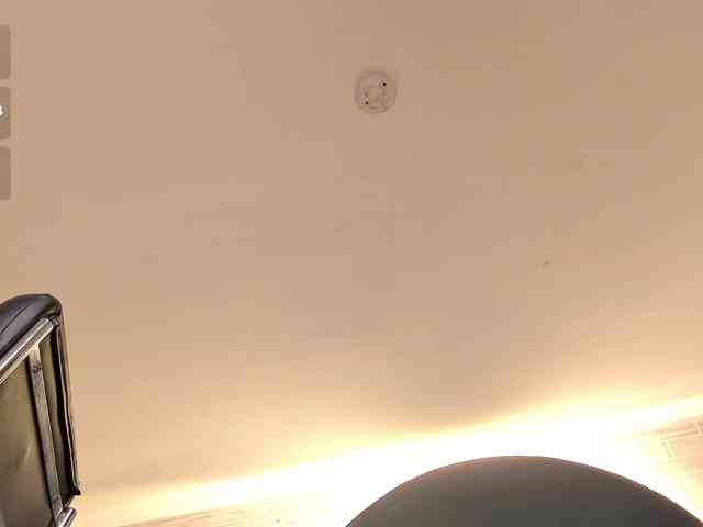MiaFarrell webcam