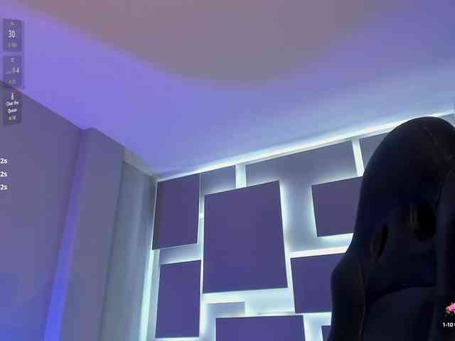MiaFarrell webcam