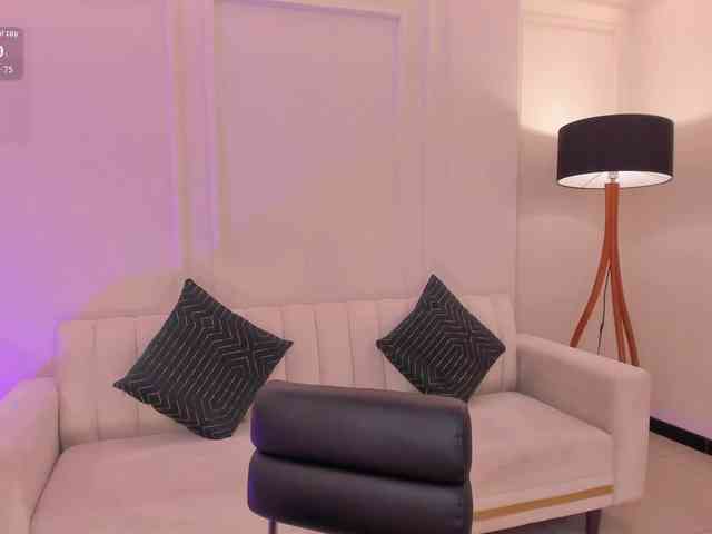 MiaFarrell MiaFarrell