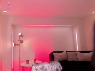 BellaCarteer Porn Show