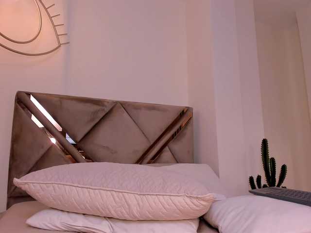 BellaCarteer's BongaCams show and profile