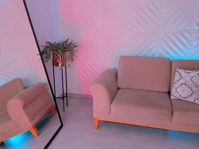 BellaCarteer's BongaCams show and profile