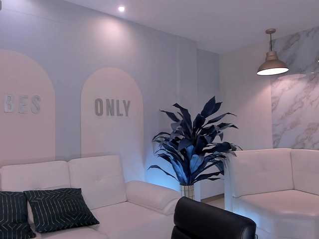 BellaCarteer's BongaCams show and profile