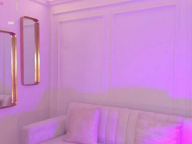 BellaCarteer's BongaCams show and profile