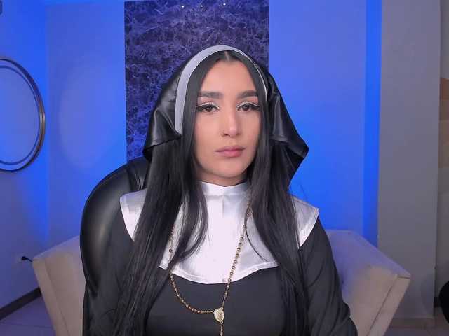 Admire BongaCams's BellaCarteer BellaCarteer from BongaCams