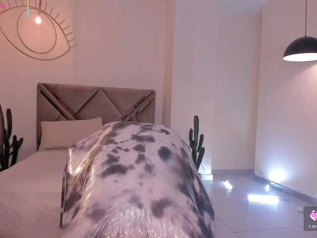 BellaCarteer live cam profile