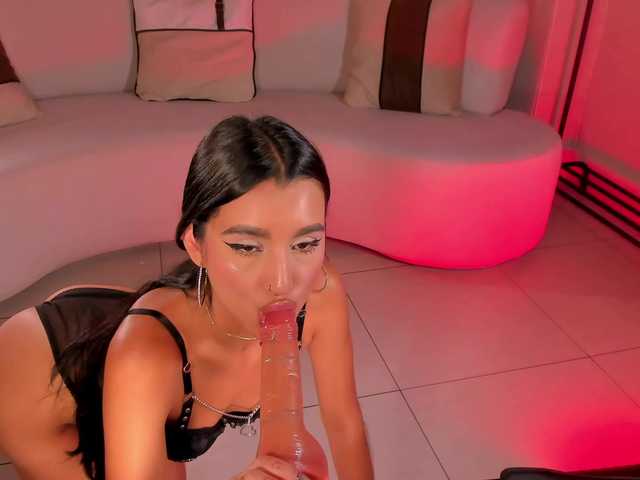 BellaCarteer's BongaCams show and profile