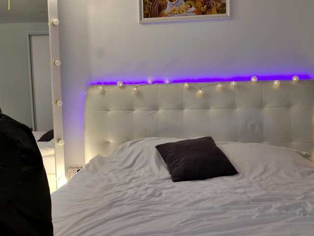 franksalise's BongaCams profile