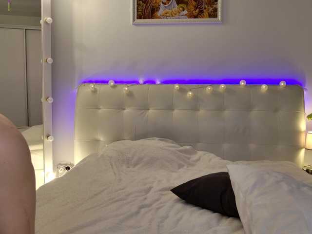 franksalise's BongaCams show and profile