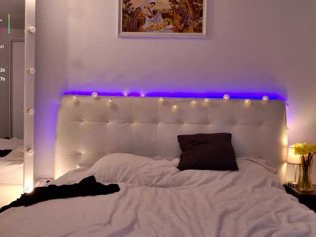 franksalise's BongaCams profile