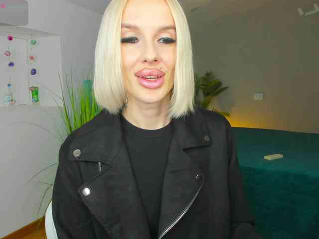 lana-sweetie lana-sweetie