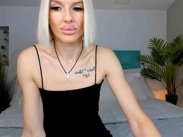 lana-sweetie lana-sweetie