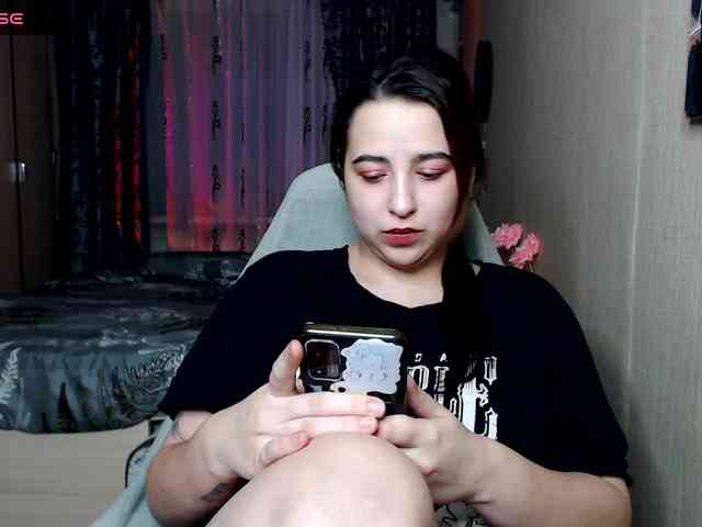 Sarah-Dumont webcam