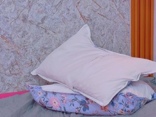 kinkyandsavage's Live Webcam