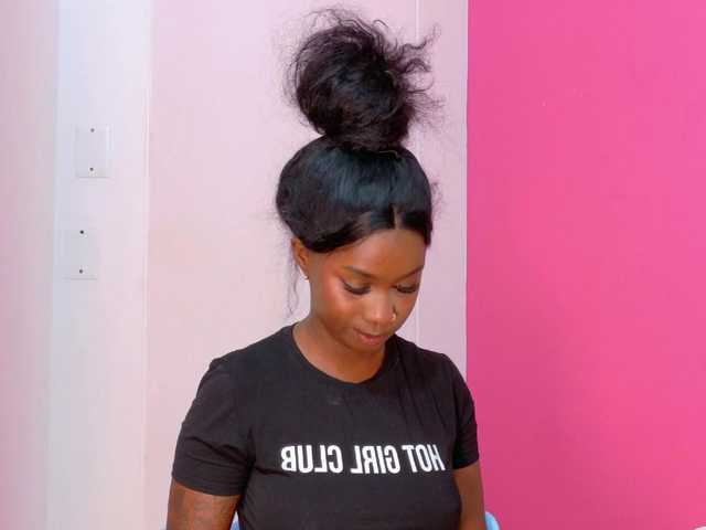 kinkyandsavage's BongaCams show and profile