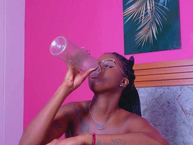 kinkyandsavage's BongaCams show and profile