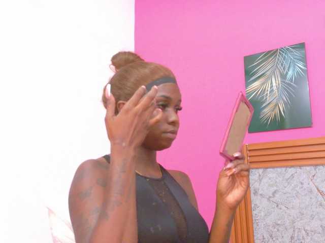 kinkyandsavage's BongaCams show and profile