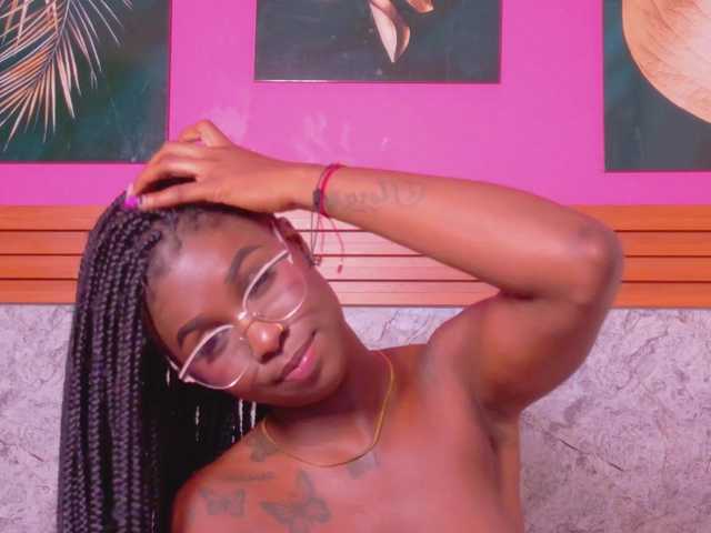 kinkyandsavage's BongaCams show and profile