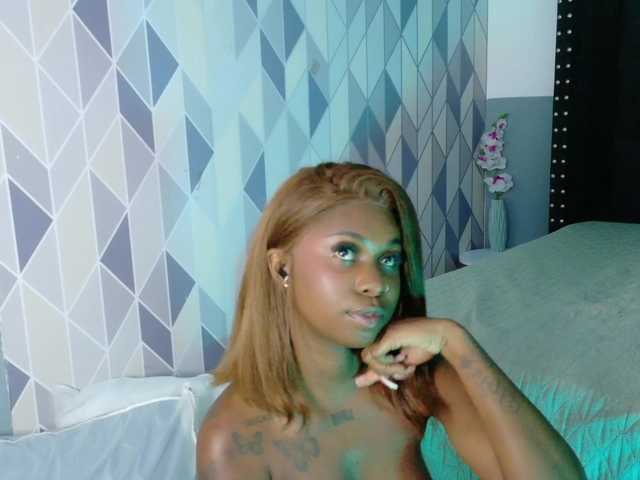 kinkyandsavage's BongaCams show and profile