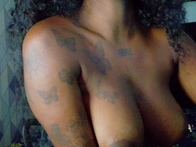 kinkyandsavage's BongaCams show and profile