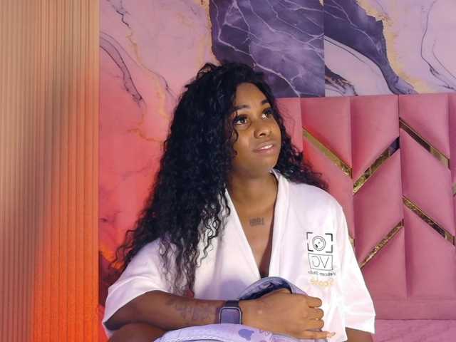 kinkyandsavage's BongaCams show and profile