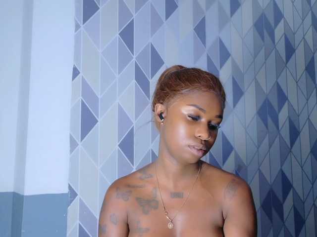 kinkyandsavage from BongaCams