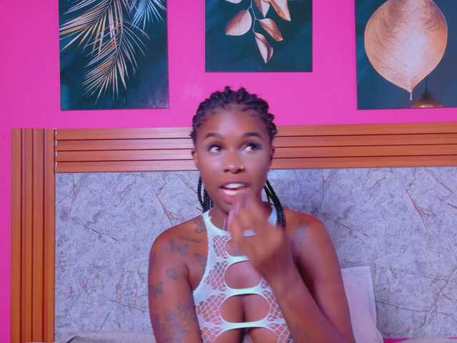 kinkyandsavage's BongaCams show and profile