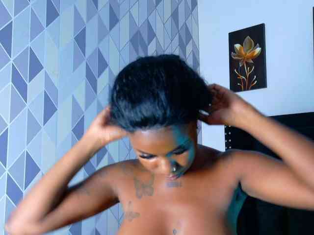 kinkyandsavage webcam