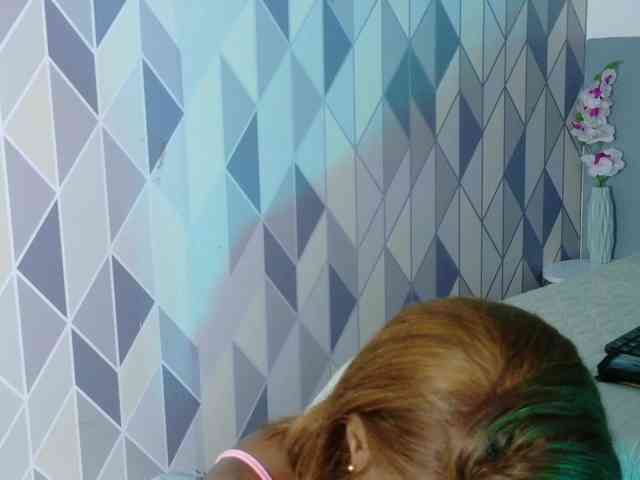 kinkyandsavage webcam