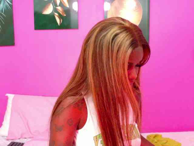 kinkyandsavage webcam