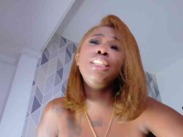 kinkyandsavage webcam