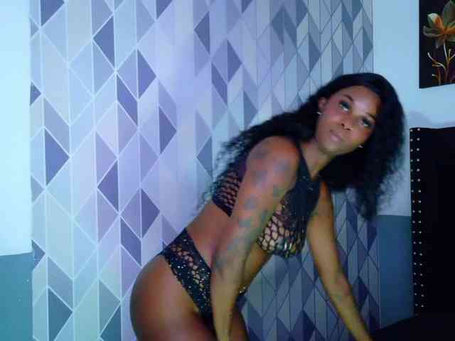 kinkyandsavage webcam