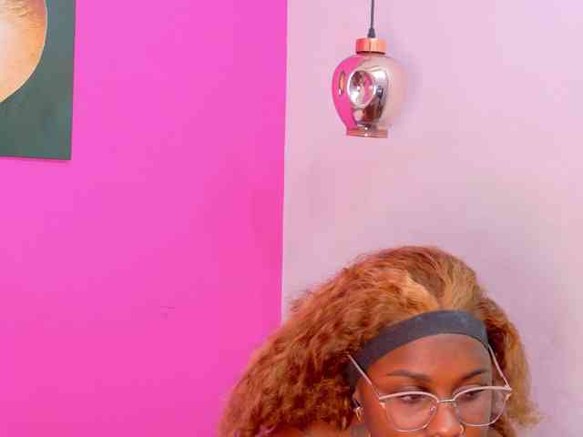 kinkyandsavage webcam