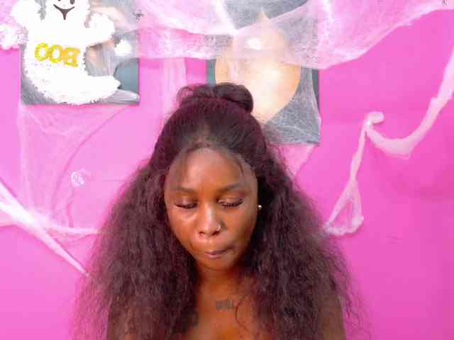 kinkyandsavage webcam