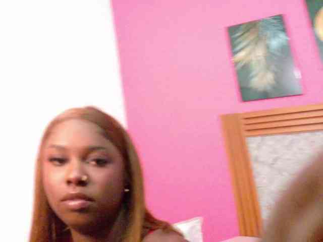 kinkyandsavage webcam