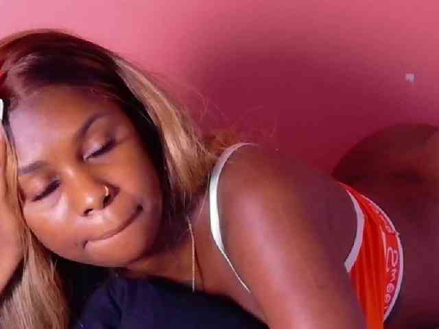 kinkyandsavage webcam