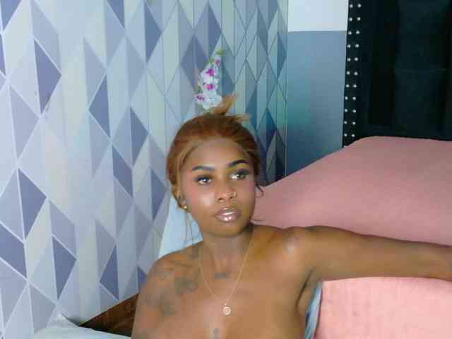 kinkyandsavage webcam